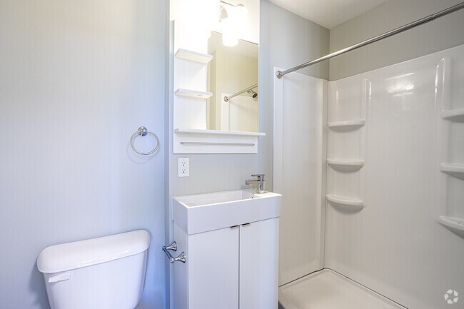 0HAB, 1BA - 256 ft² - 7th Ave Place