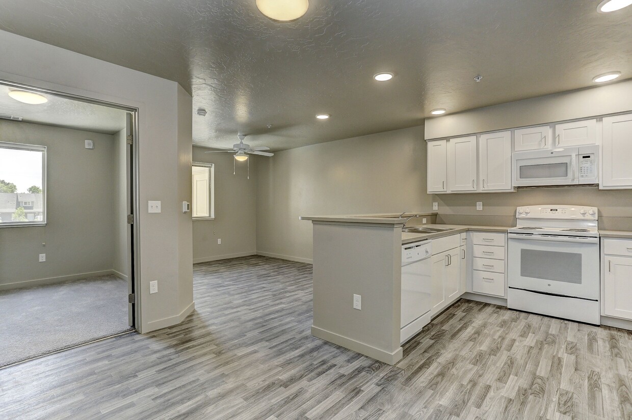 Building Photo - Sky Ridge Apartments