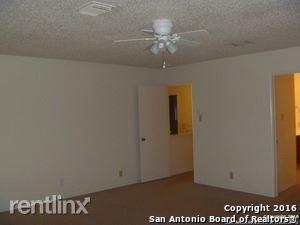 Building Photo - 10522 Stone Creek Pl