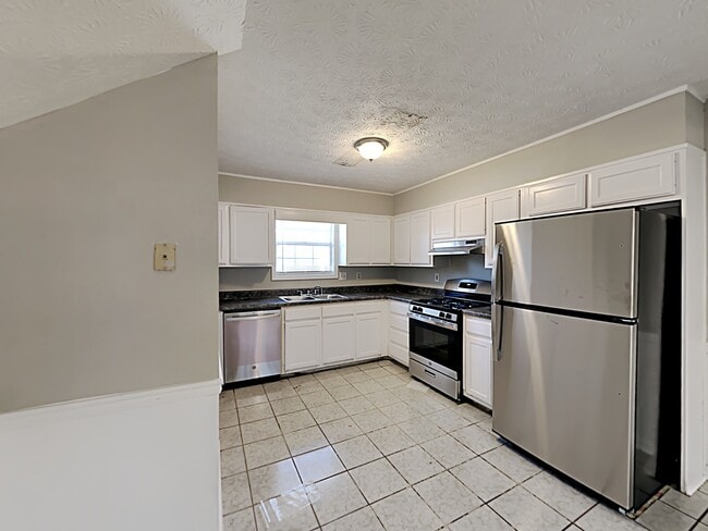 Foto del edificio - 624 Pennybrook Ln