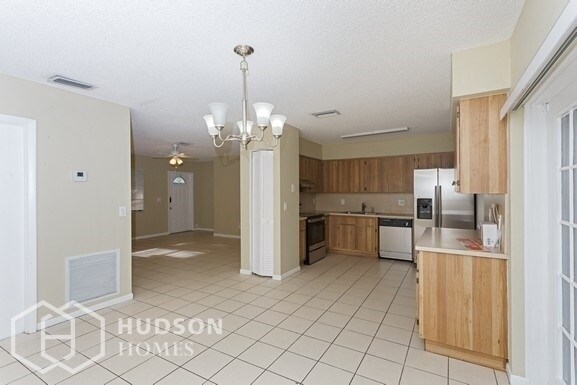 Building Photo - 921 SW 129th Way
