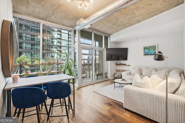 Foto del edificio - 923 Peachtree St NE