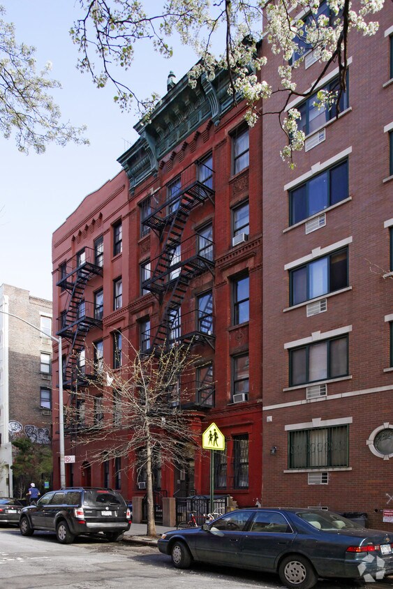 Foto del edificio - 607 E 11th St