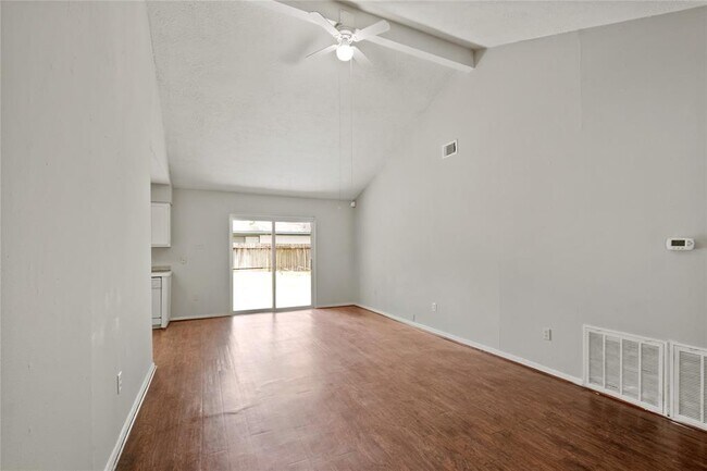 Building Photo - 5411 Lorraine Dr