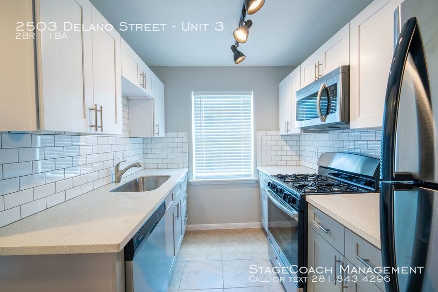 Foto principal - Beautiful 2 bed 1 bath just minutes from d...