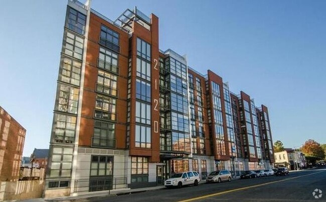 Building Photo - 2120 Vermont Ave NW
