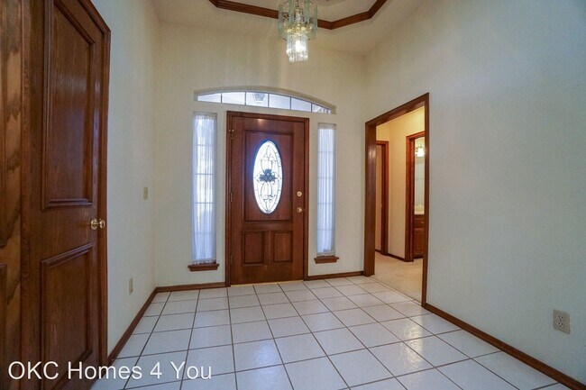 Foto del edificio - 3 br, 2 bath House - 9305 Lakecrest Drive
