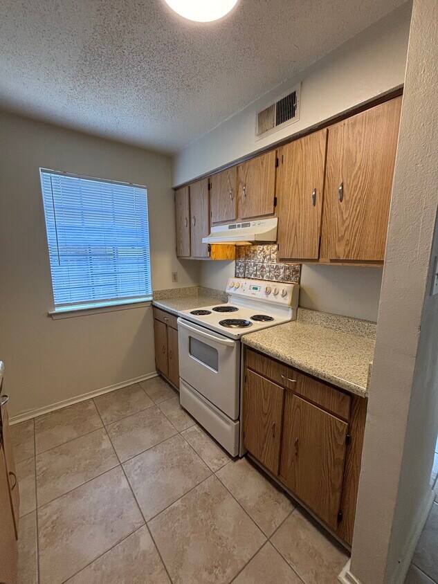 Foto principal - 4104 Lac Bienville Dr
