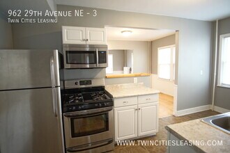 Building Photo - 962 29th Ave NE