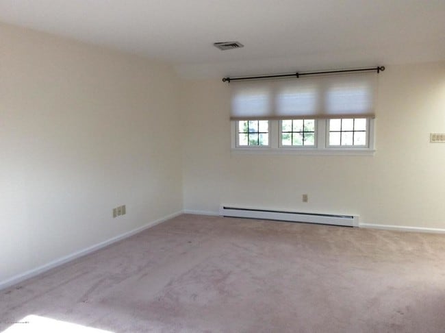 Building Photo - 44B Cheshire Square