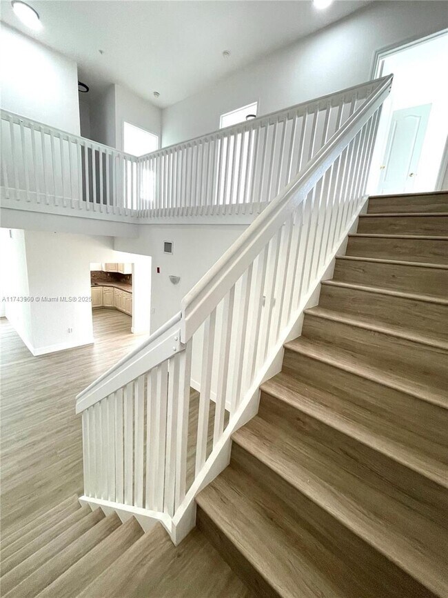 Building Photo - 17415 NW 75th Pl