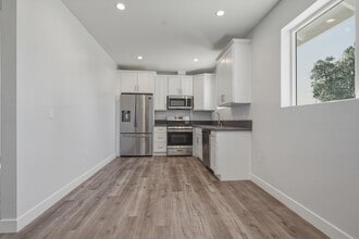 Building Photo - 19833 Blythe St