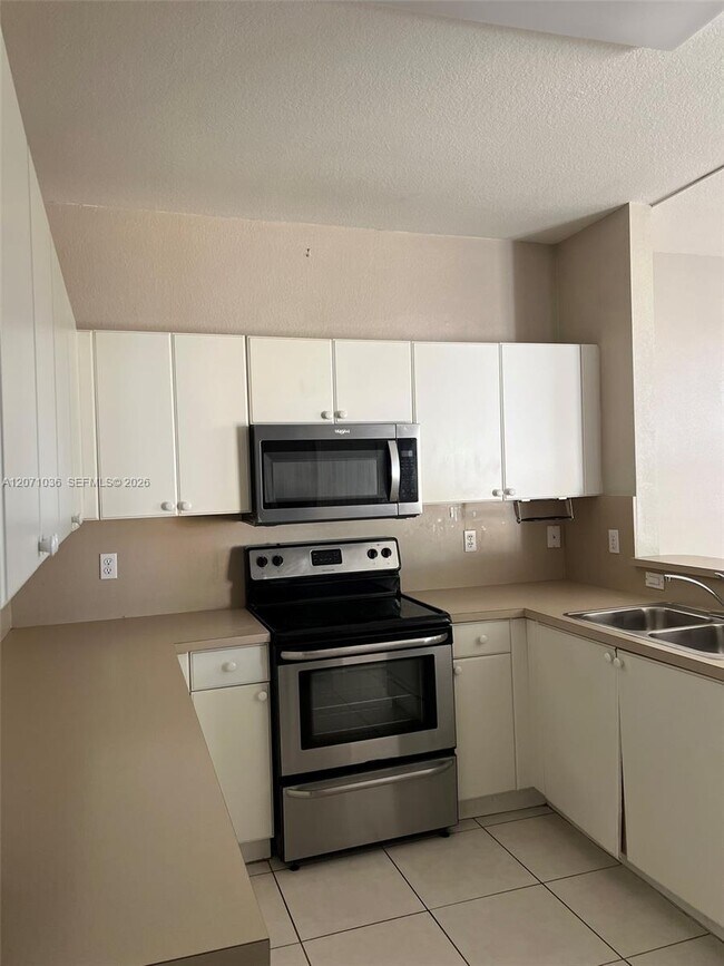 Foto del edificio - 10861 NW 85th Terrace