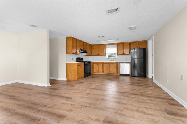 Foto del edificio - 6002 Shelburne St