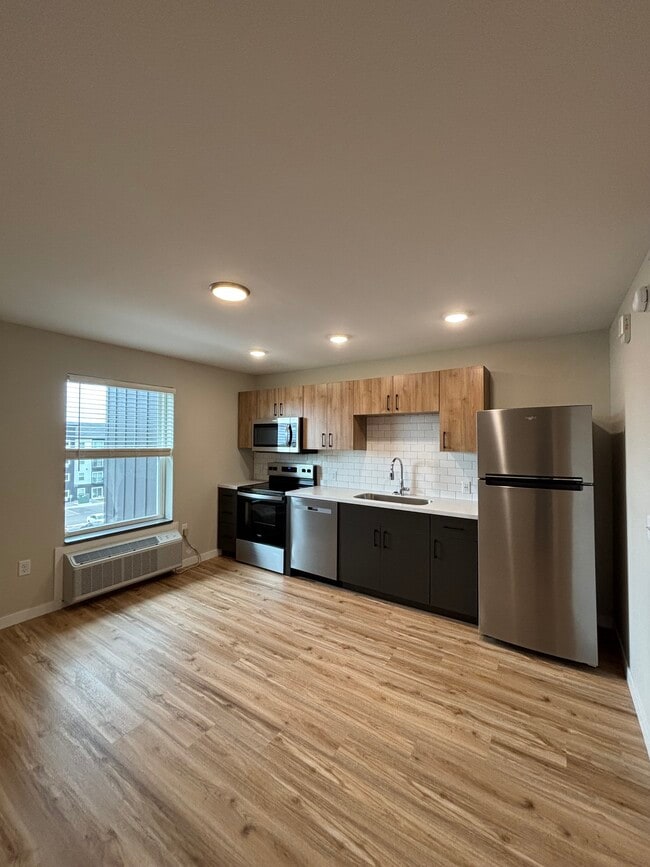 Building Photo - Hillside Apartments