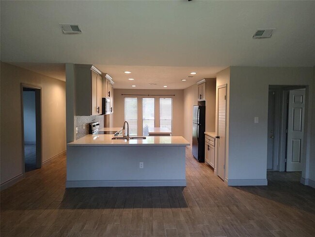 Building Photo - 7514 Fuchsia Ln