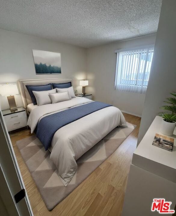 Foto del edificio - 950 Edgecliffe Dr