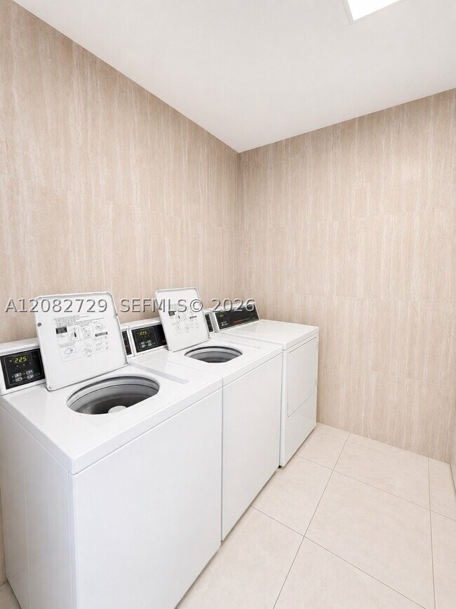 Foto del edificio - 1027 94th St