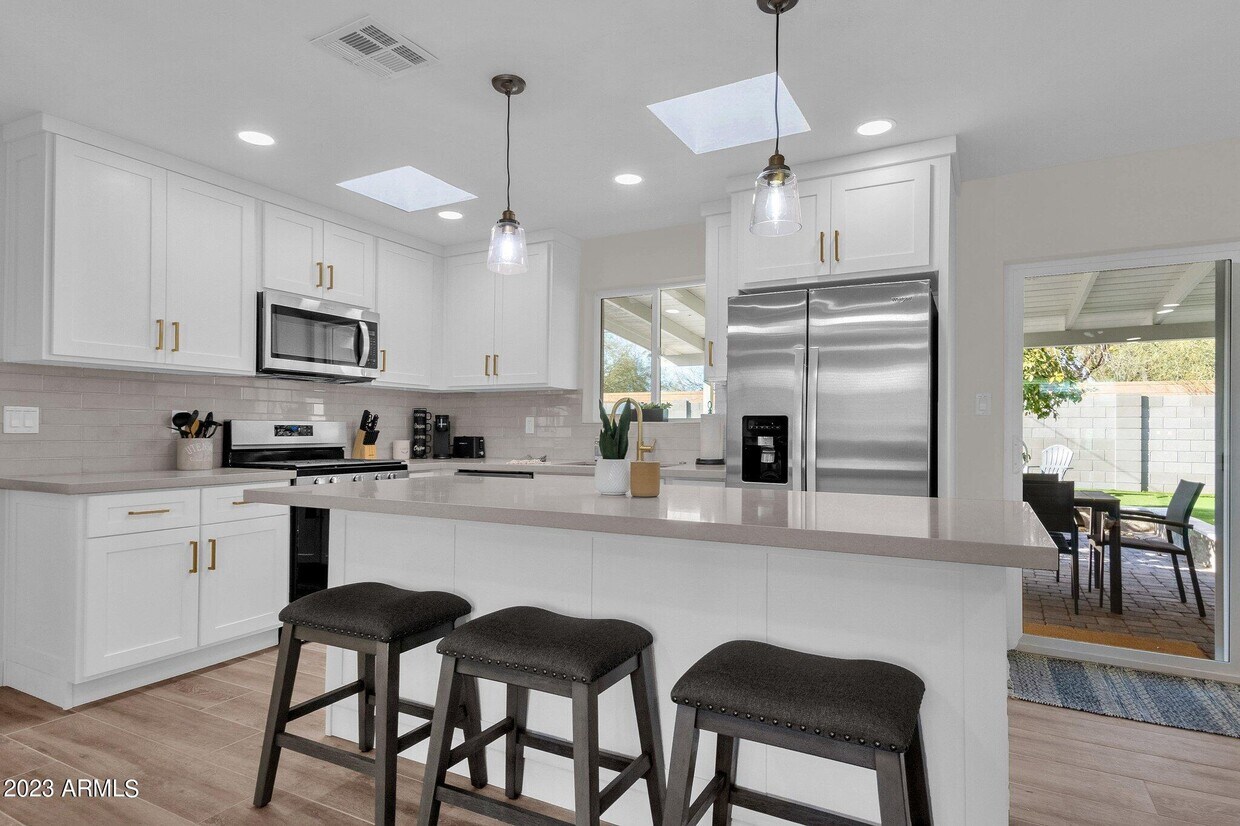 Foto principal - 6724 E 1st Ave