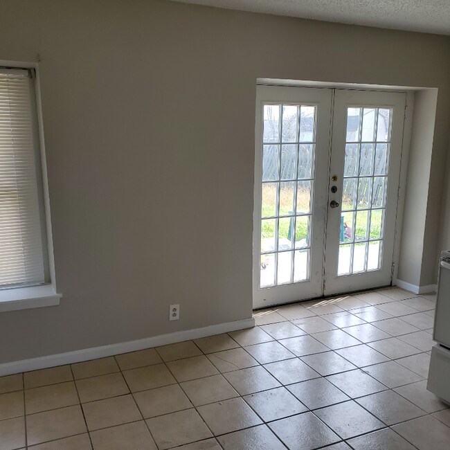 Foto del edificio - 1046 Lemon Tree St