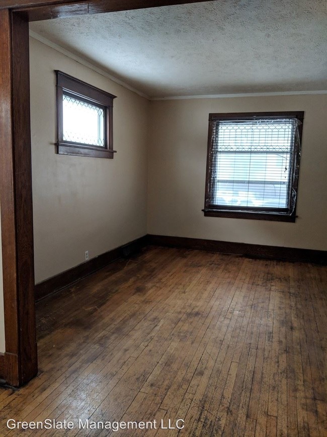 Building Photo - 4906 Underwood Ave