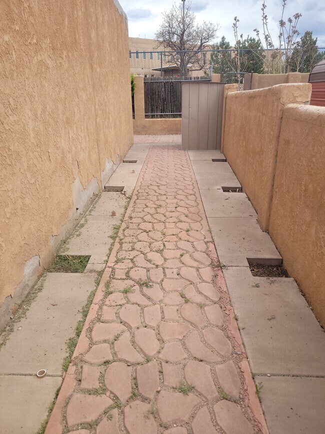 Foto del edificio - 1319 Pacheco Ct