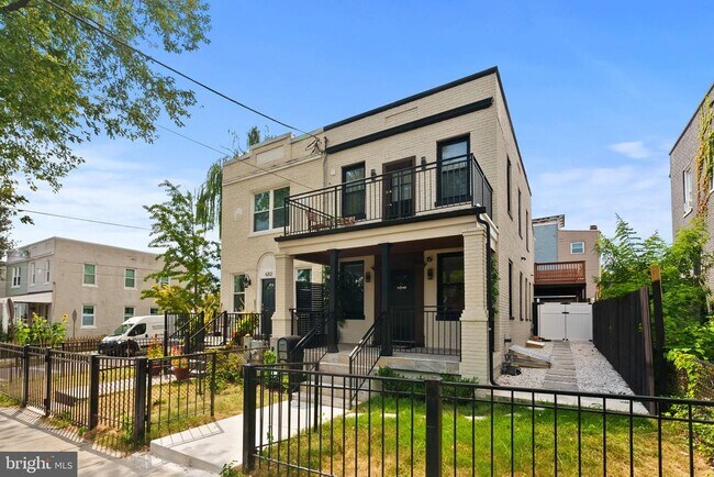 Building Photo - 6314 7th St NW
