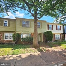 Building Photo - 8994 Bonham Cir