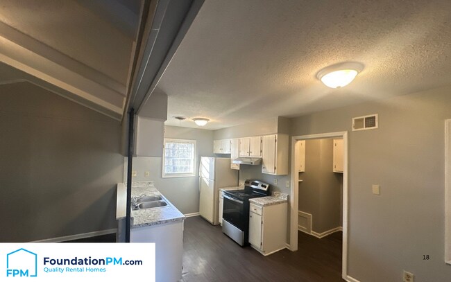 Foto del edificio - 4023 Haliburton St