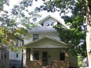 Primary Photo - 605 S Elm St