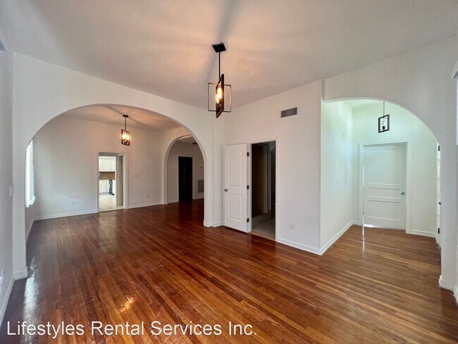 Building Photo - 3 br, 2 bath House - 30A Down Stanford St