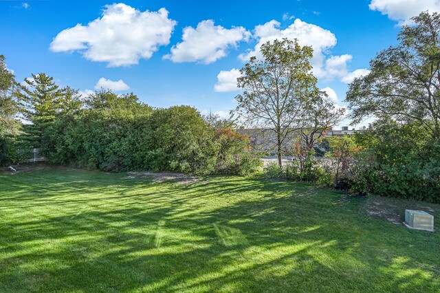 Building Photo - 7413 Brookdale Dr