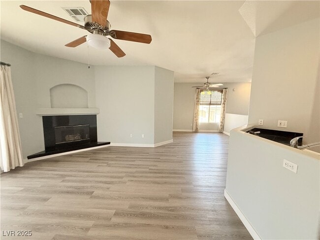 Building Photo - 1600 Cardinal Bluff Dr