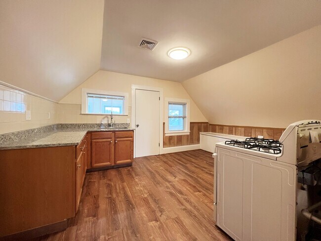 Building Photo - 47 Tremont St