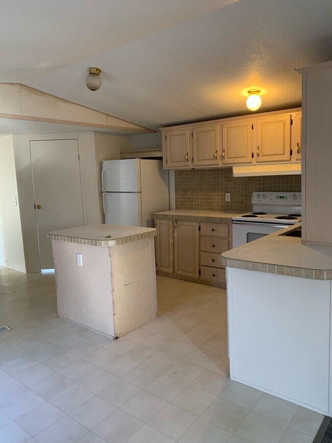 Foto del edificio - 3415 Hunter Rd