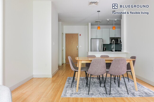 Foto del edificio - 320 D St