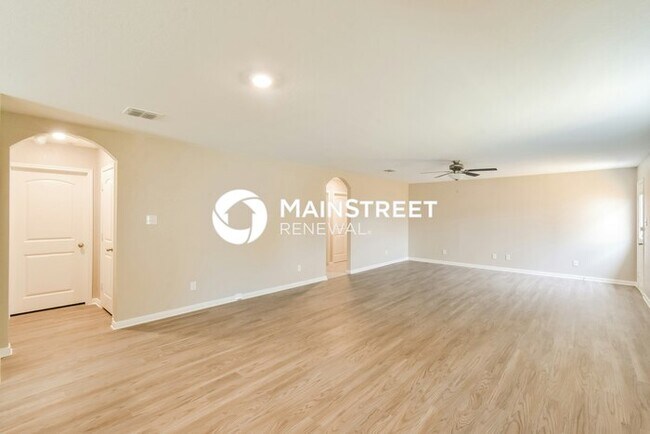 Building Photo - 3123 Begonia Bend