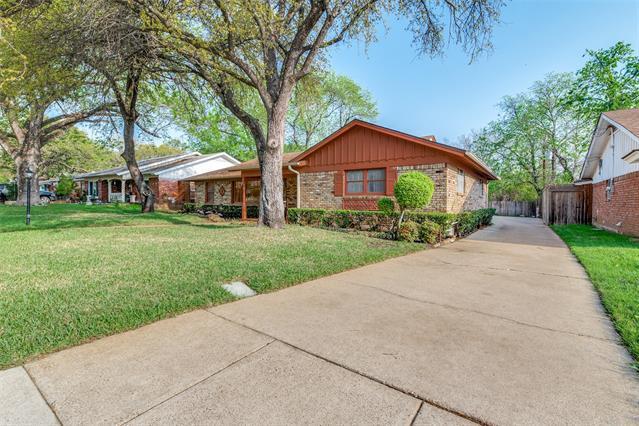 Foto del edificio - 6809 Yolanda Dr