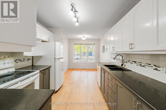 Building Photo - 182 Windhurst Dr