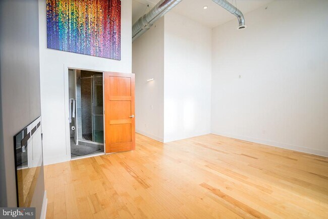 Foto del edificio - 1634 Ridge Ave