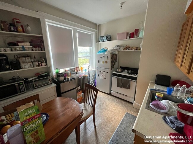 Foto del edificio - 1800 Commonwealth Ave