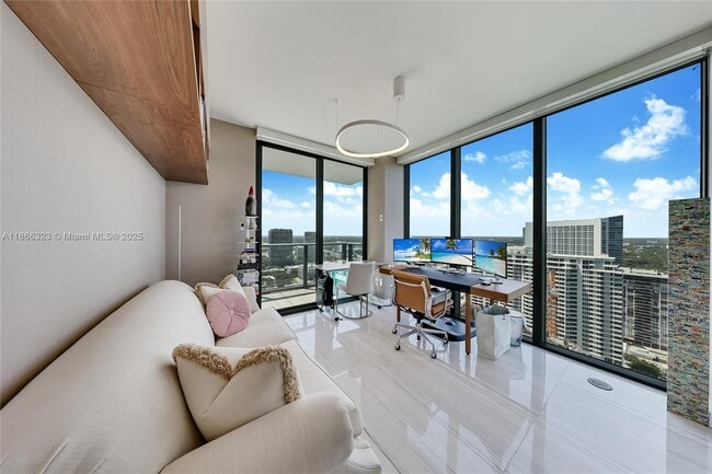 Foto del edificio - 3131 NE 7th Ave