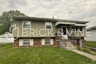 Building Photo - 5034 Cryodon Blvd N