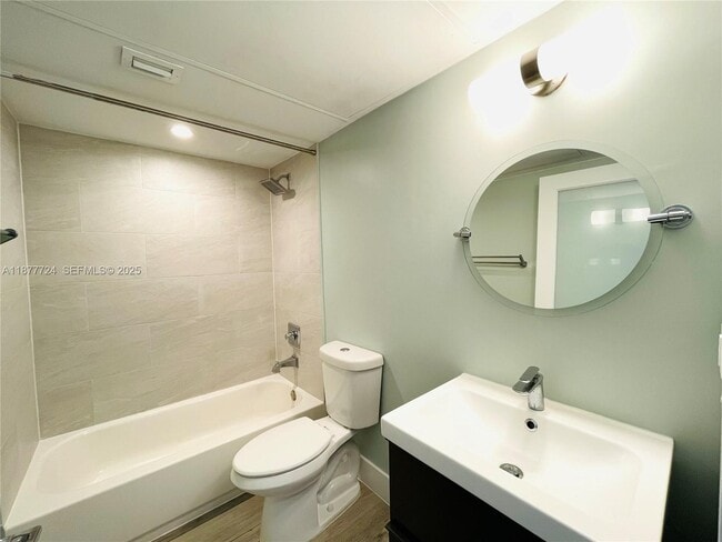 Foto del edificio - 1100 10th St