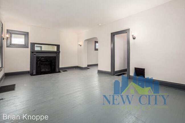 Foto del edificio - 3 br, 1 bath House - 27 Dakota Avenue