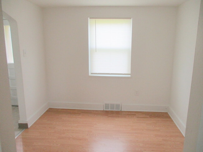Building Photo - 787 23rd St