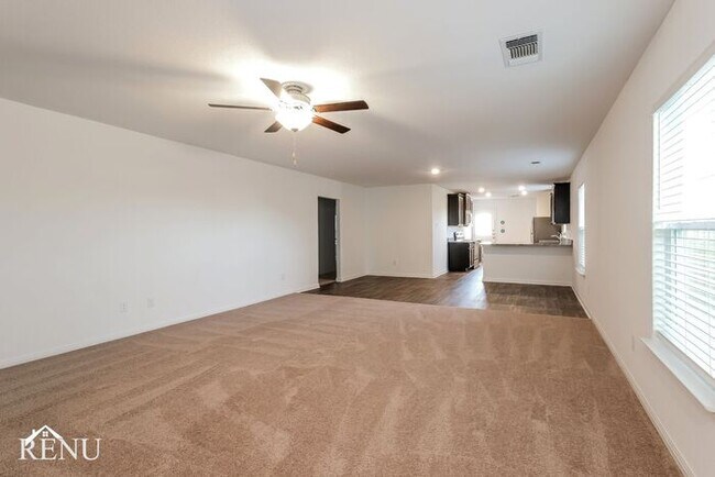 Foto del edificio - Coming Soon!