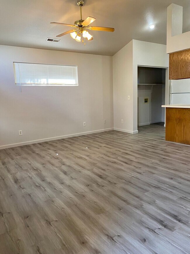 Foto del edificio - 3649 Canyon Loop