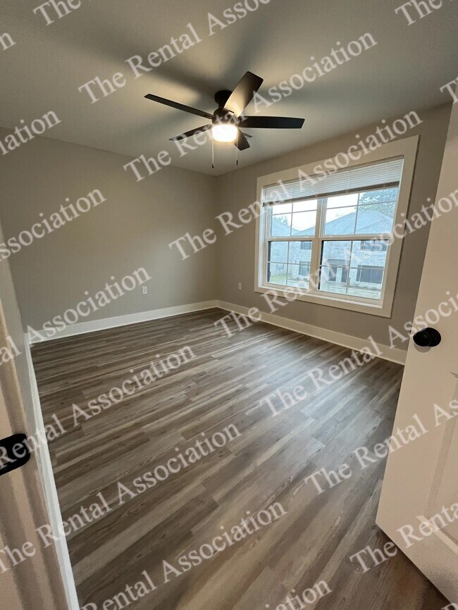 Foto del edificio - 2555 Arkansas Rd