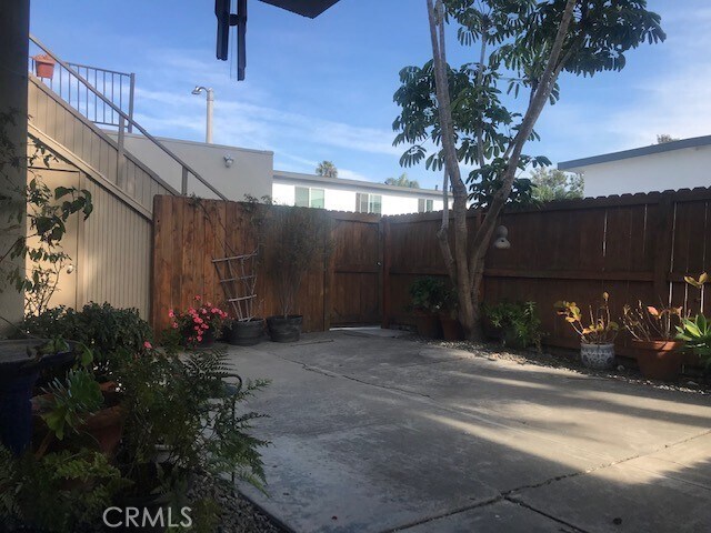 Primary Photo - 1708 Westcliff Dr